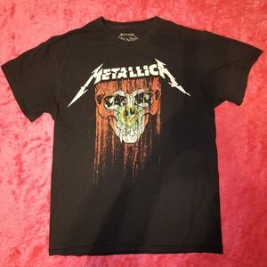 Metallica Men's Black Short Sleeve Graphic Tee - Skull Design
